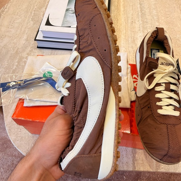 Nike Jacquemus Brown Moon Sneaker Shoes - Picture 8 of 13